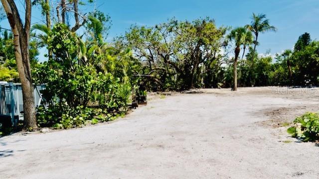 7233 Midnight Pass Rd Property Photo 5