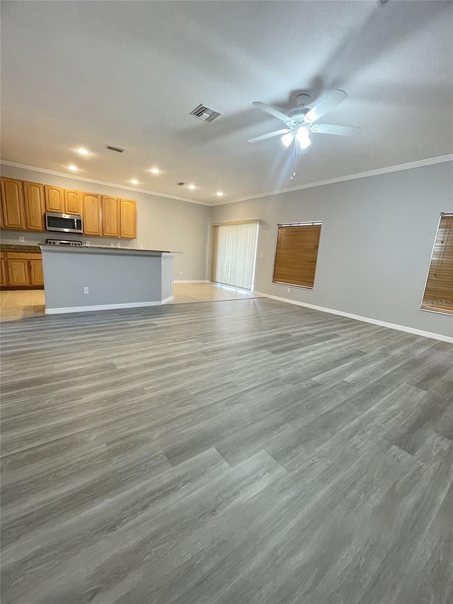 2827 Suncoast Lakes Blvd Property Photo 5