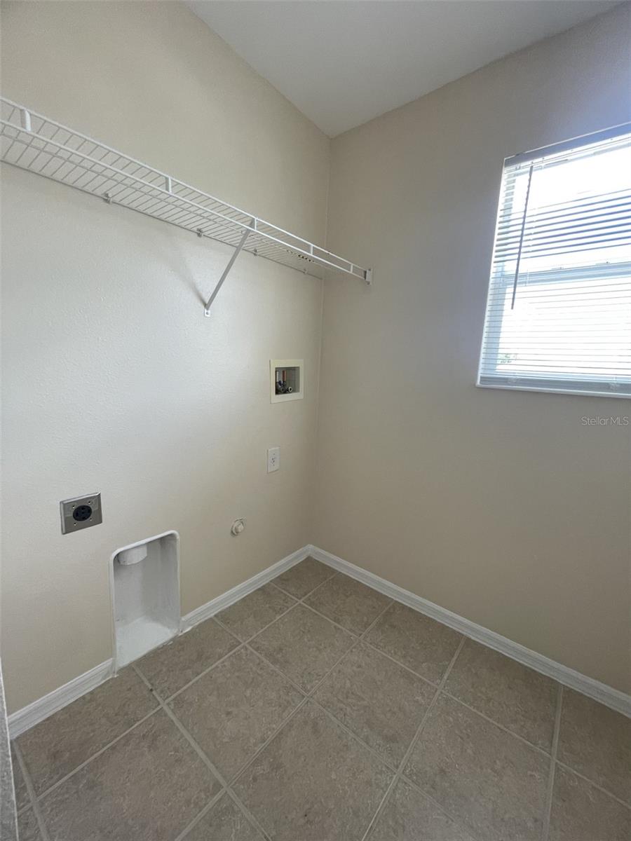 2827 Suncoast Lakes Blvd Property Photo 19