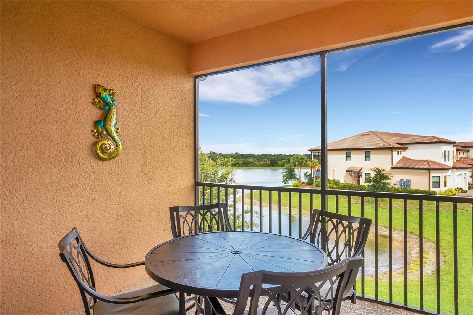 10042 Crooked Creek Dr #203 Property Photo 28