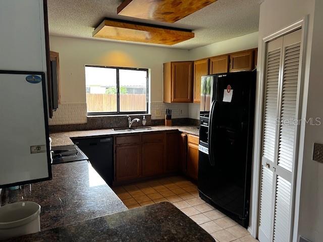 18330 Cypress View Way Property Photo 5