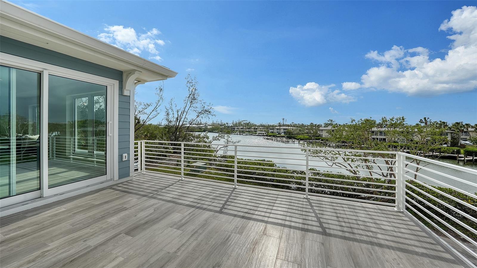 6800 Longboat Dr S Property Photo 4