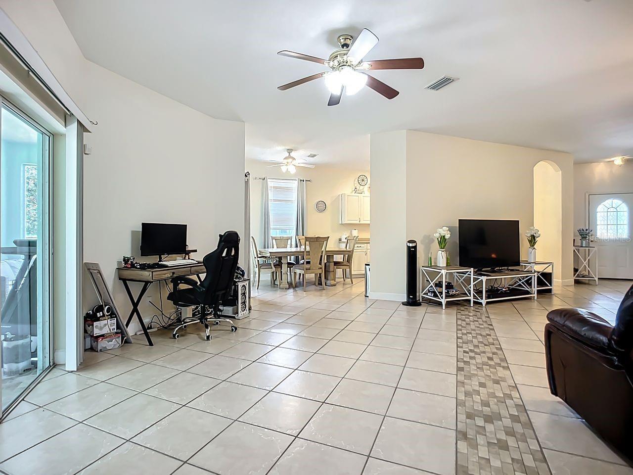 394 Sunset Rd N Property Photo 12