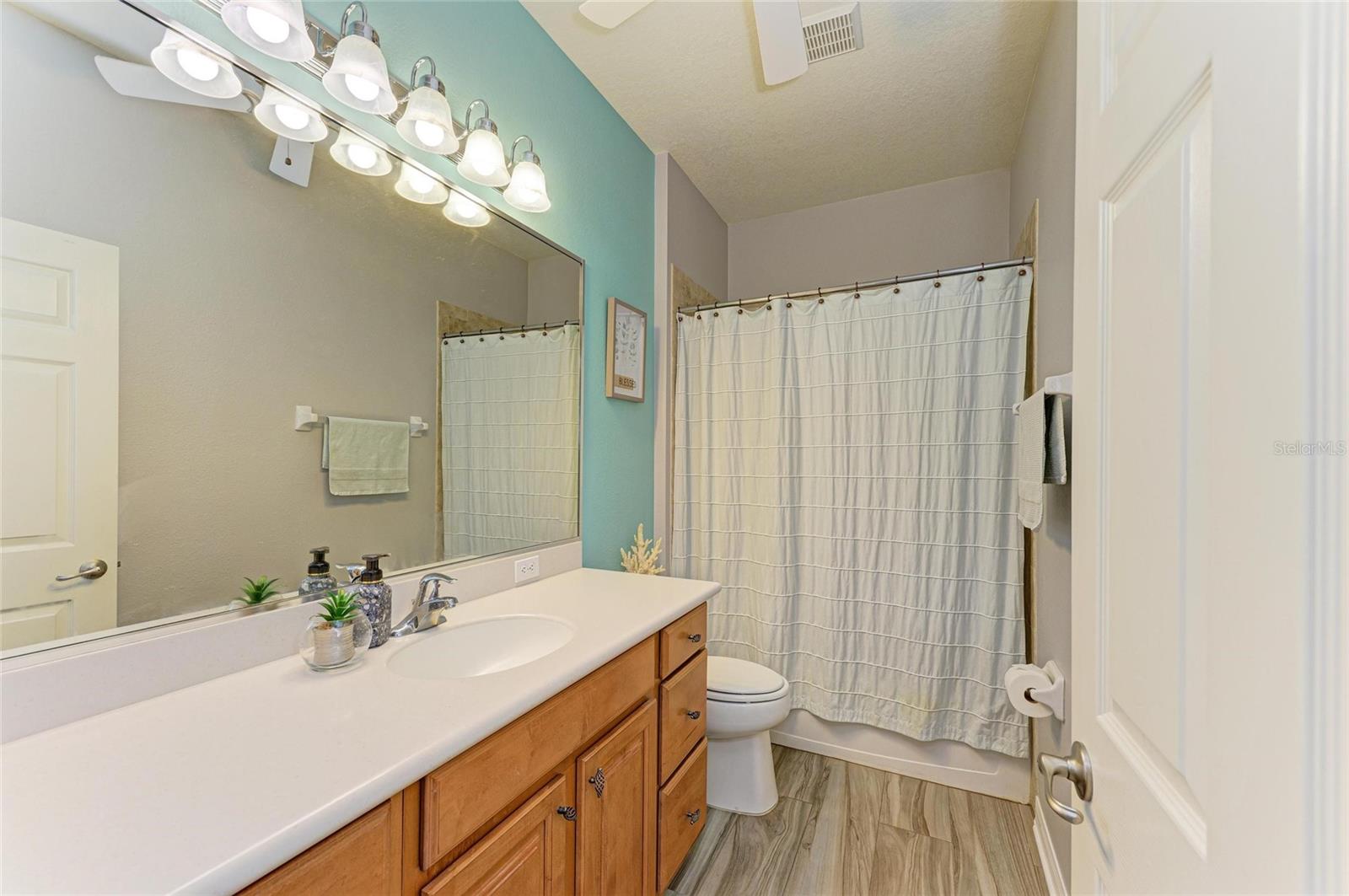 135 River Enclave Ct Property Photo 40