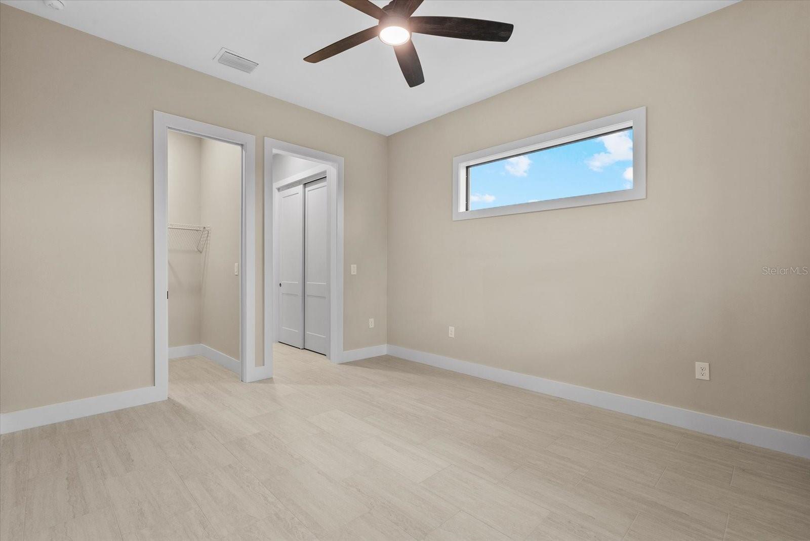 12415 Mellon Ave Property Photo 18