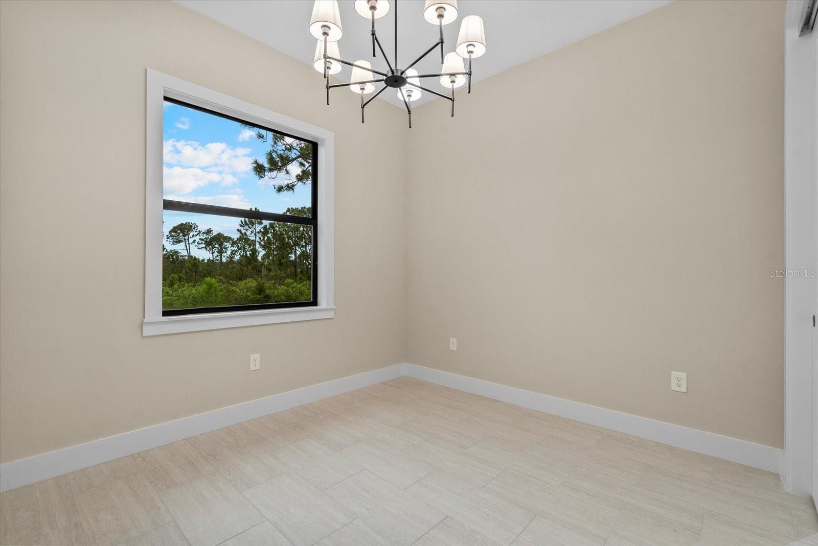 12415 Mellon Ave Property Photo 20