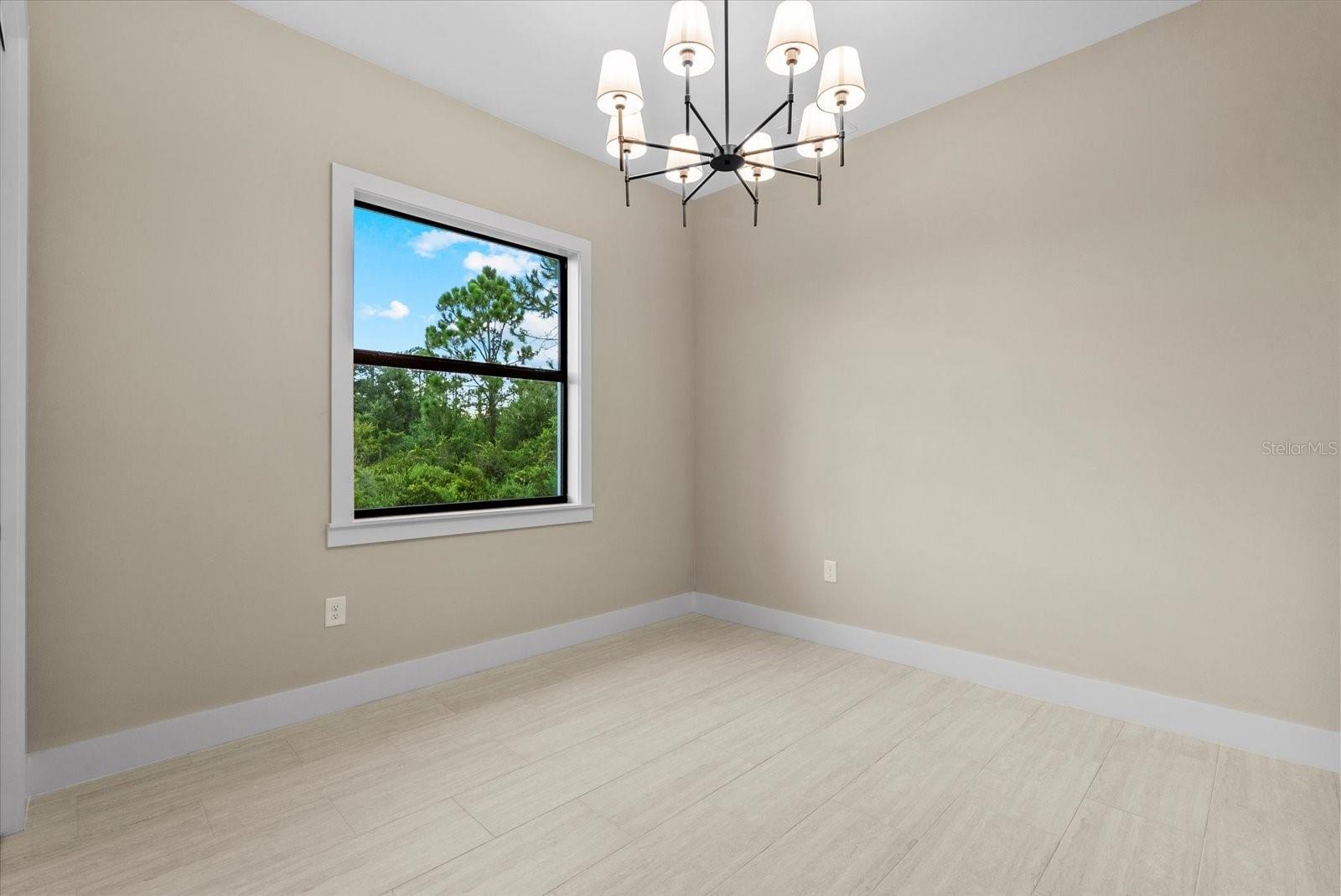 12415 Mellon Ave Property Photo 22