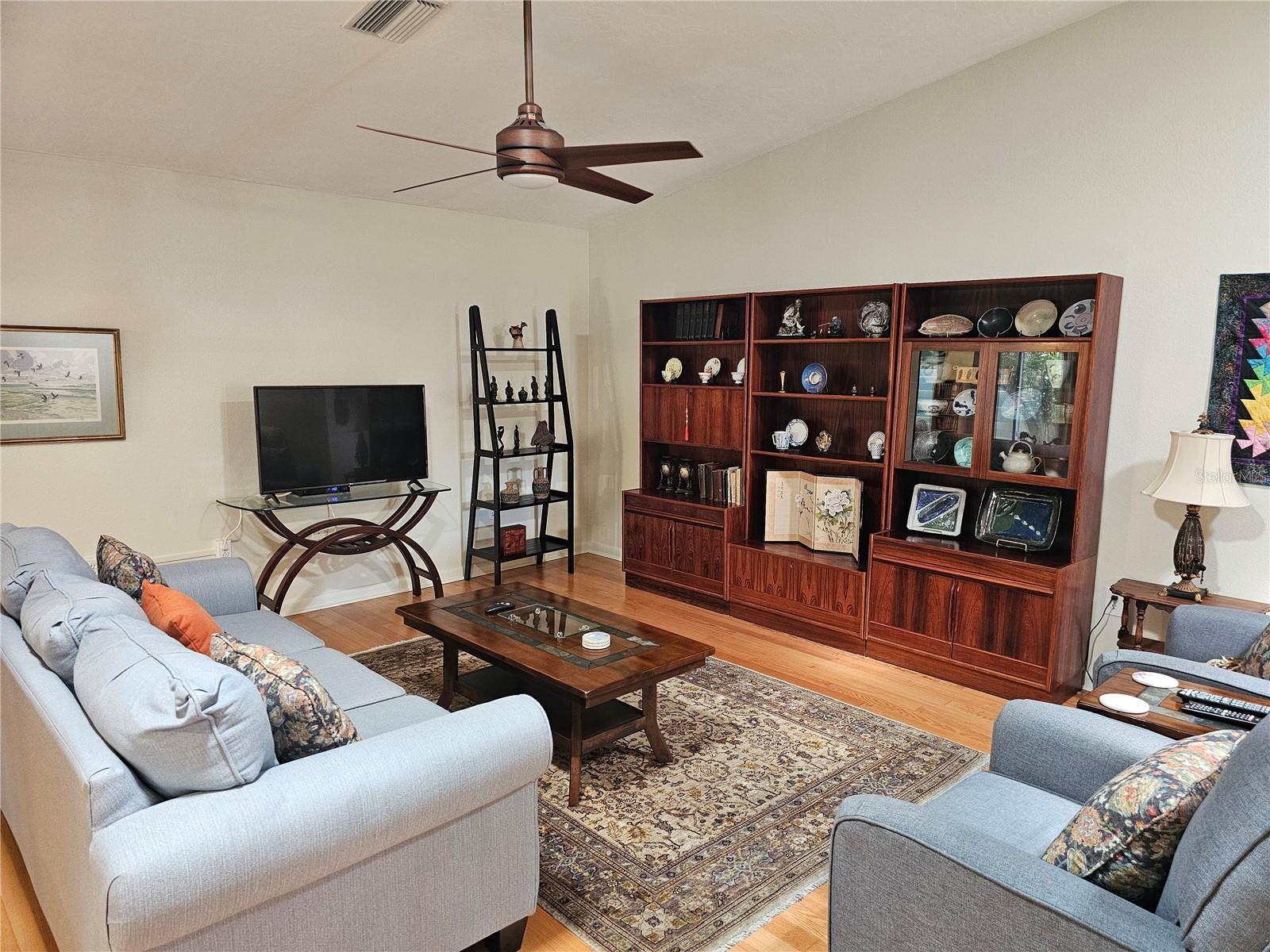 3441 51st Avenue Cir W #213 Property Photo 10