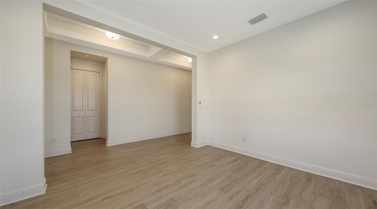 2234 Lady Palm Loop Property Photo 10