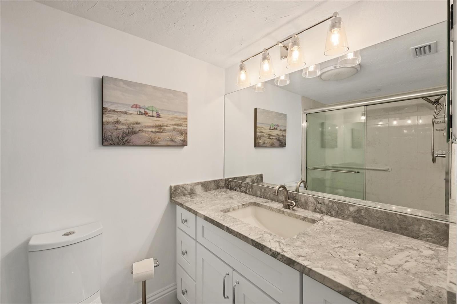 500 S Washington Dr #11a Property Photo 17