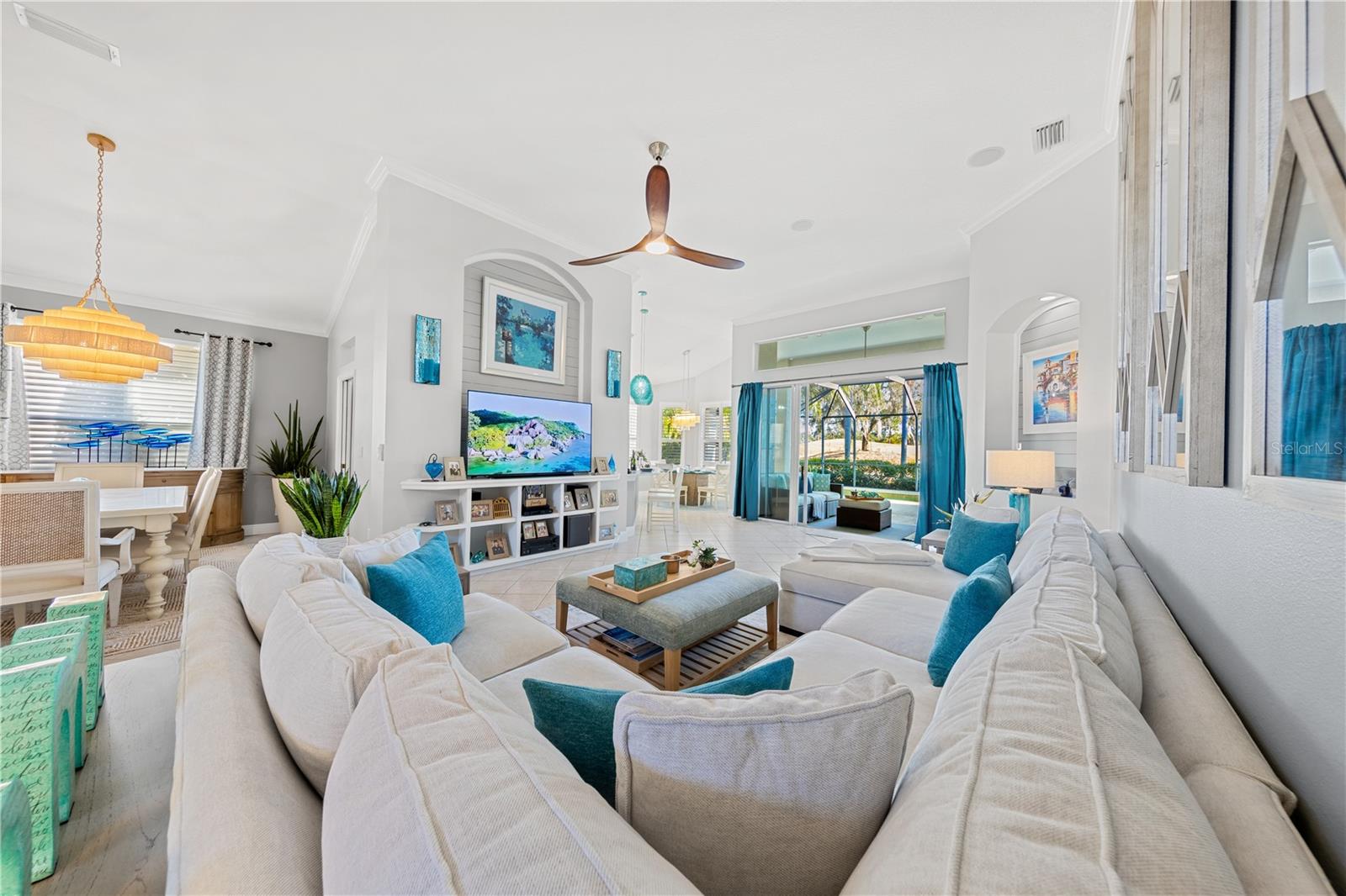 7236 Orchid Island Pl Property Photo 10