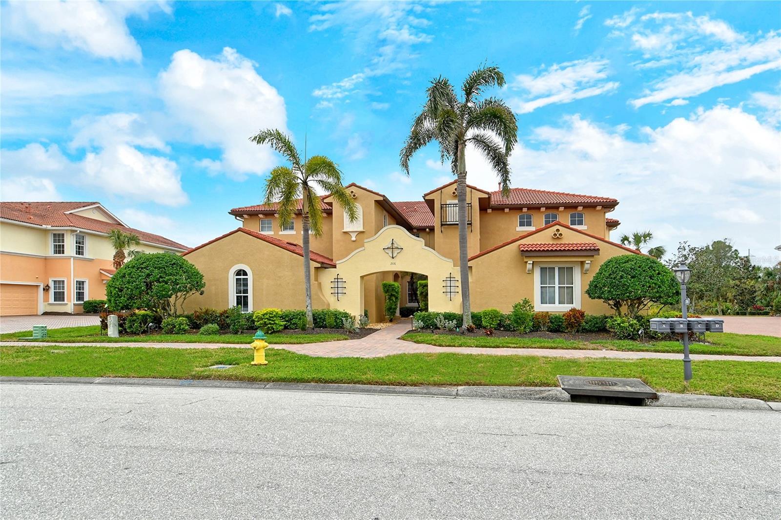 206 BELLA VISTA TER #29B