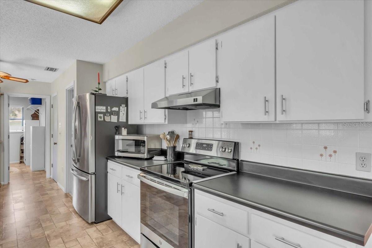 331 Burke Rd Property Photo 11