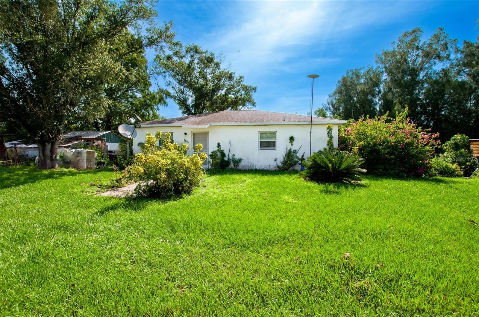 2846 Nw Pine Crest Ave Property Photo 1