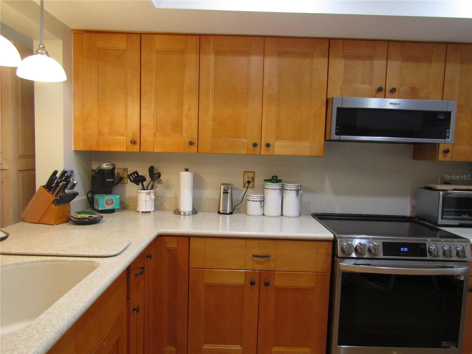 2961 Taywood Mdws #26 Property Photo 5