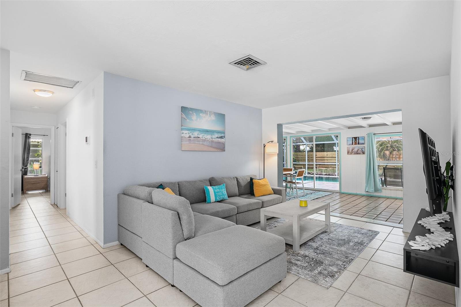 7460 Mariana Dr Property Photo 4