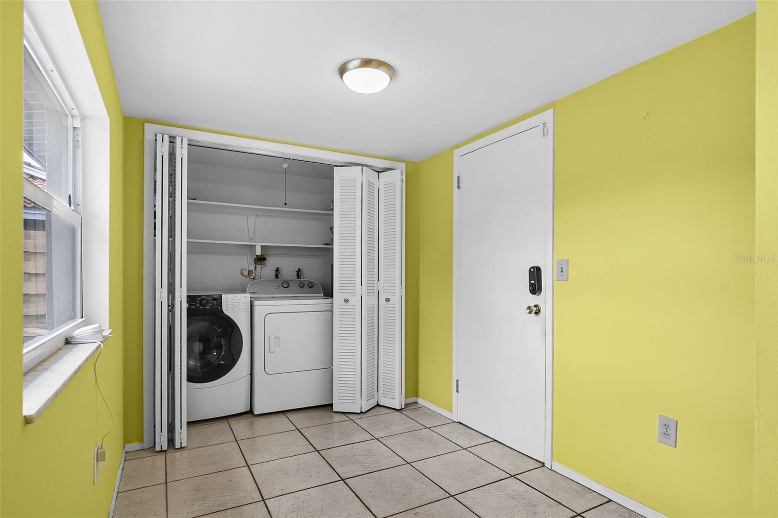 7460 Mariana Dr Property Photo 18