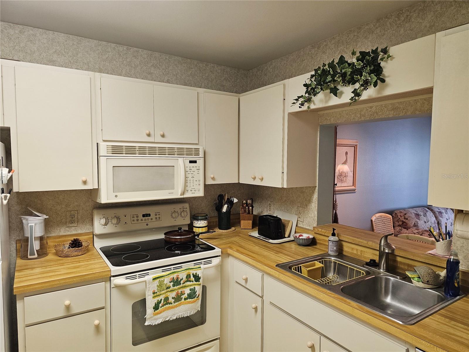 586 Lakeside Dr #586 Property Photo 7