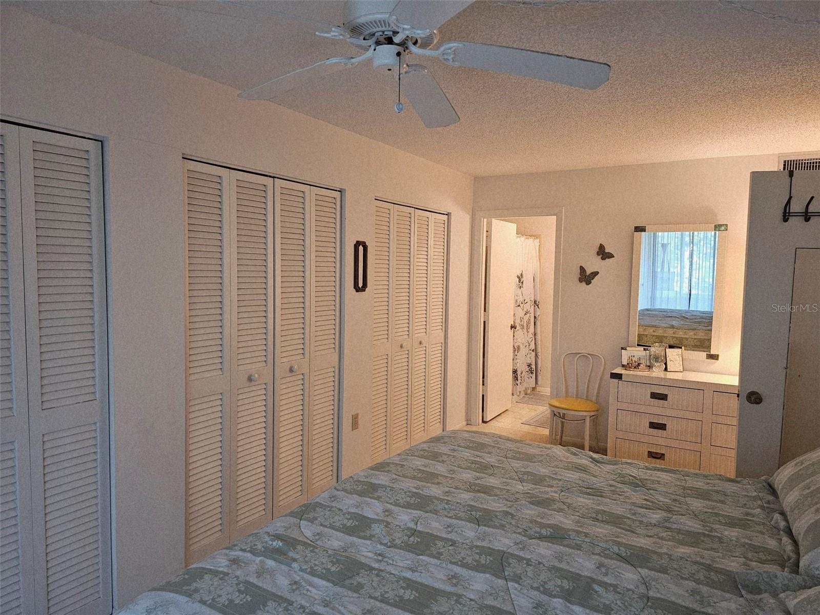586 Lakeside Dr #586 Property Photo 12