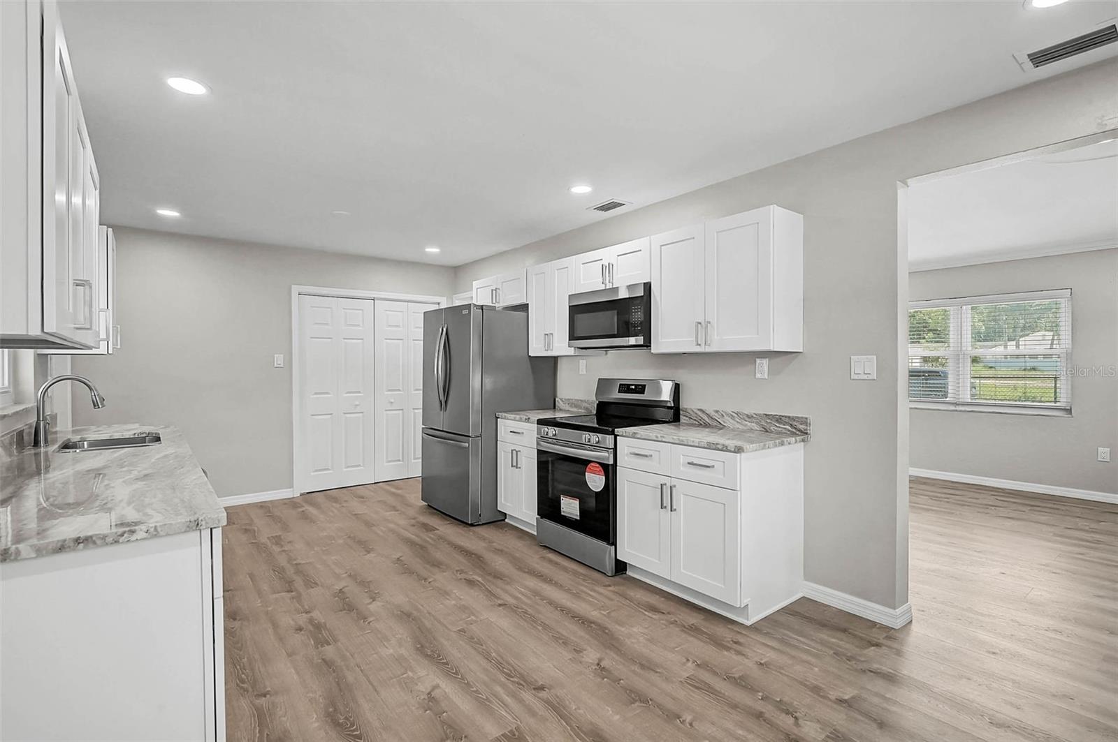 102 20th St Ne Property Photo 15