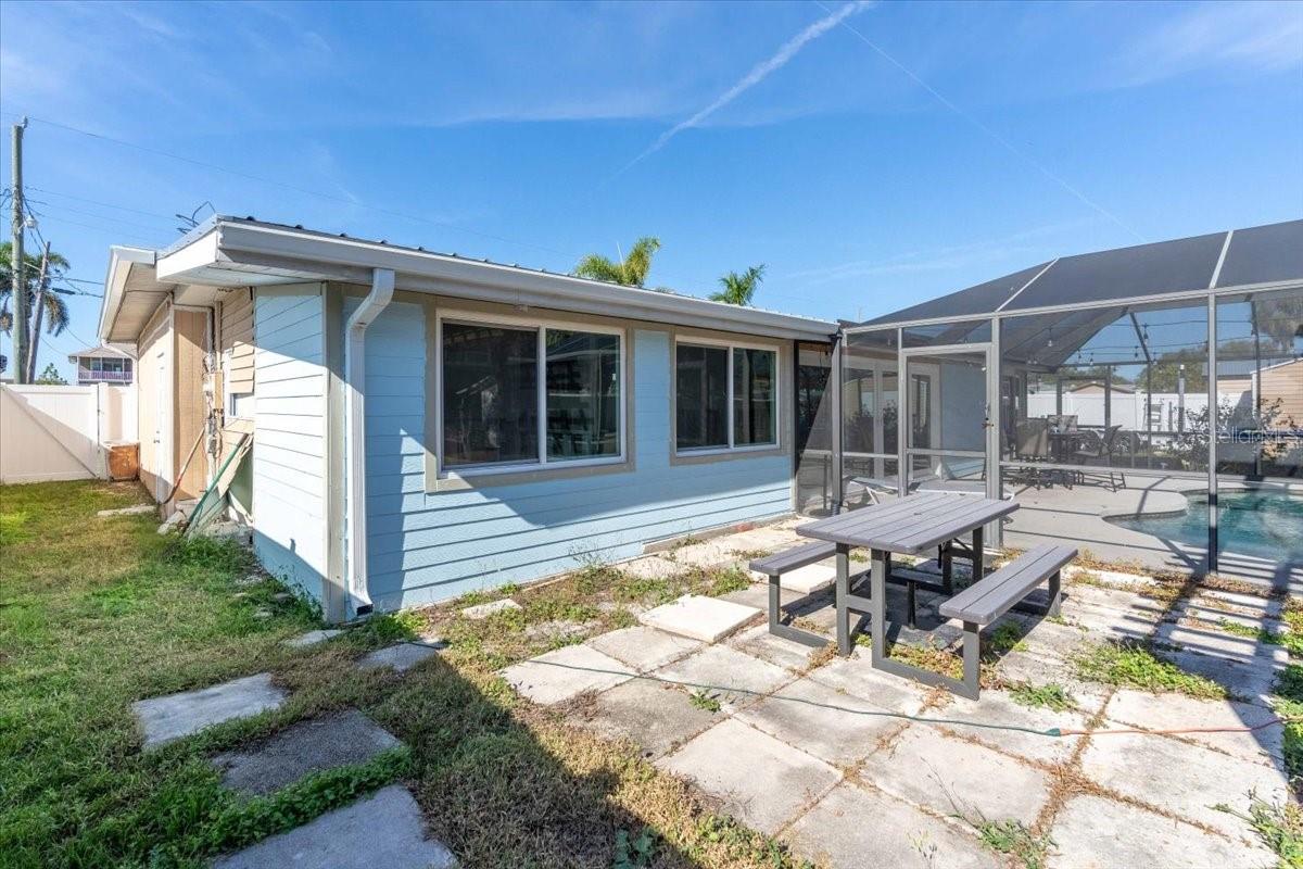 524 Palm Ave Property Photo 15