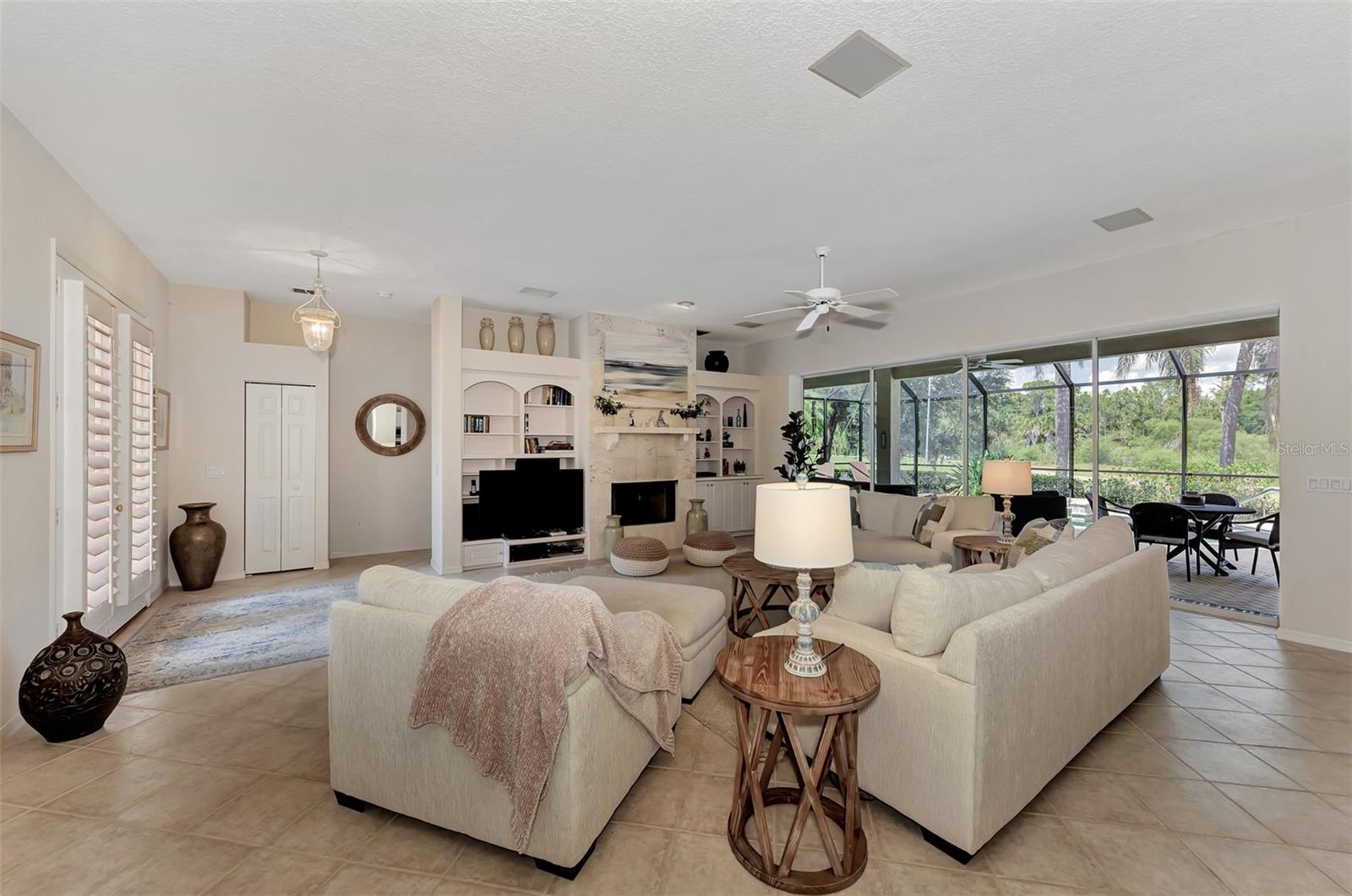 383 Cedarbrook Ct Property Photo 11