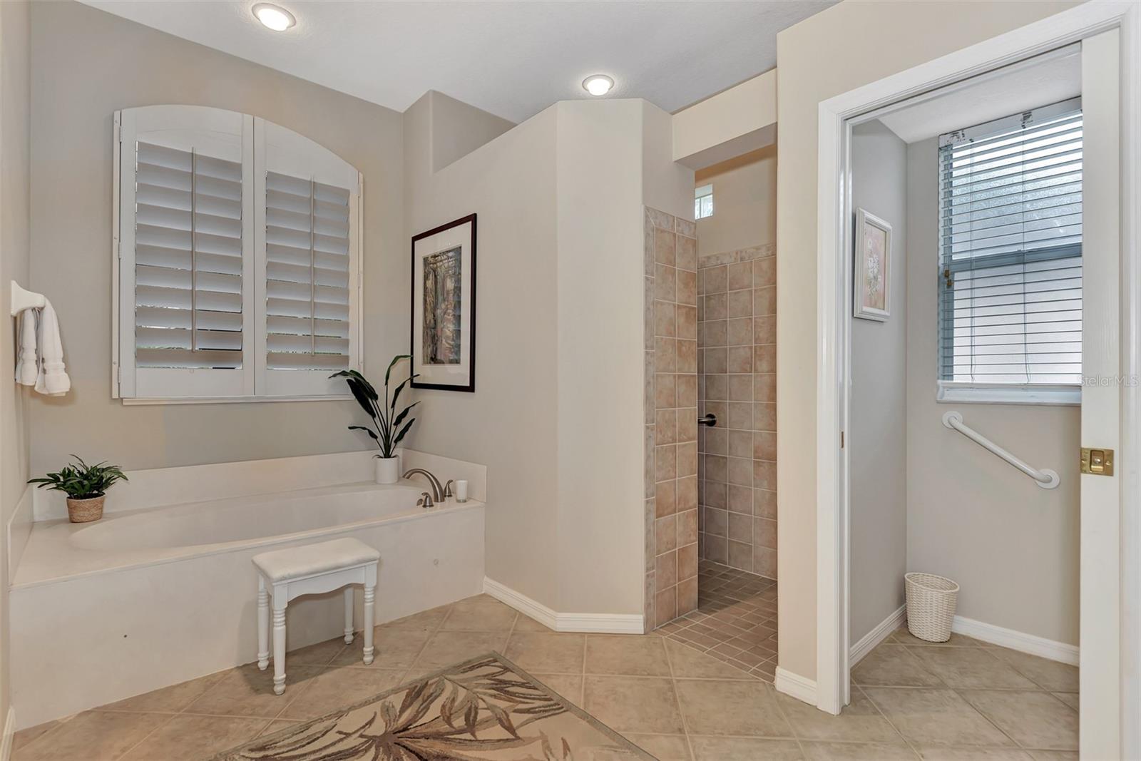 383 Cedarbrook Ct Property Photo 40