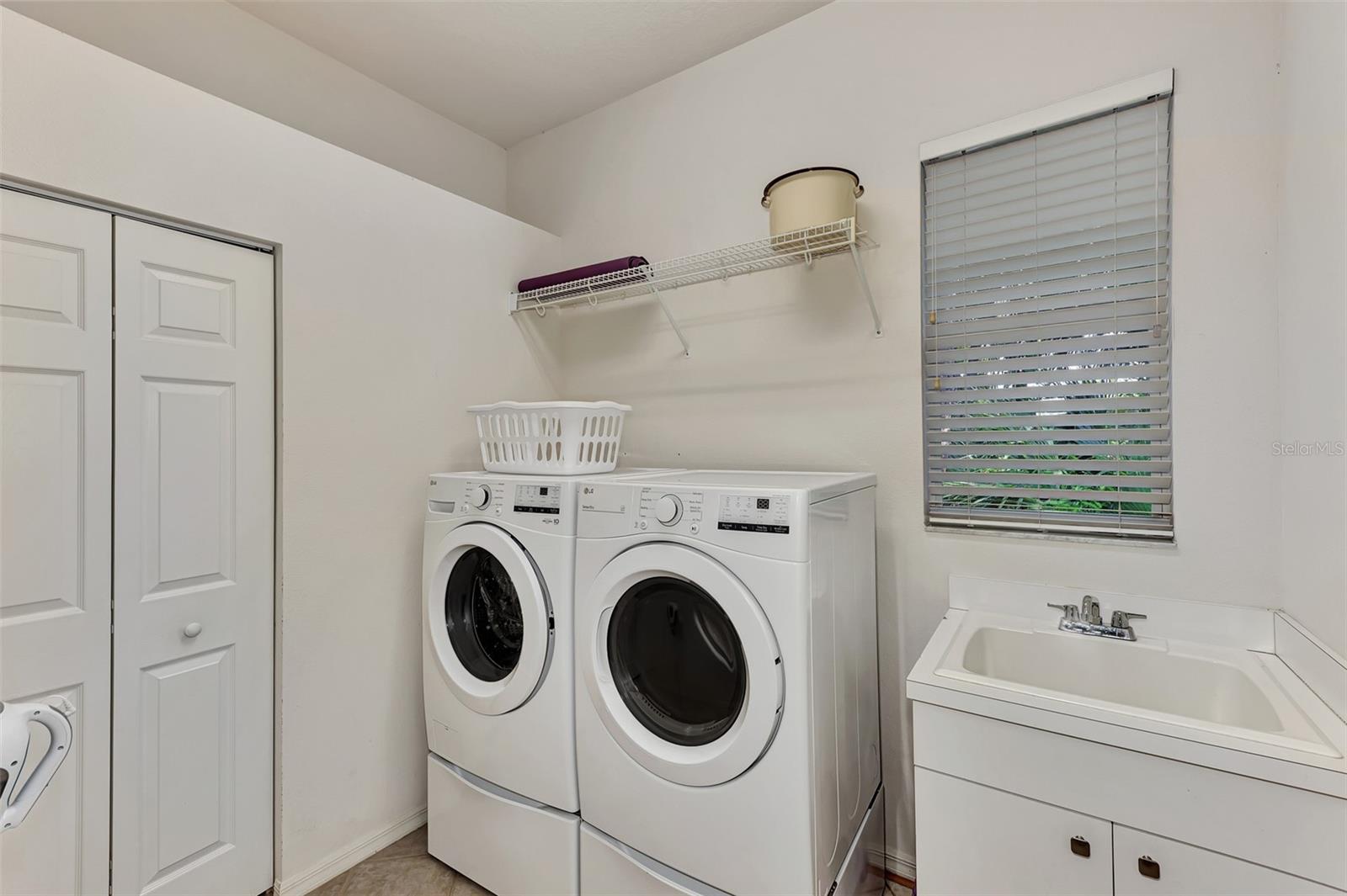 383 Cedarbrook Ct Property Photo 43
