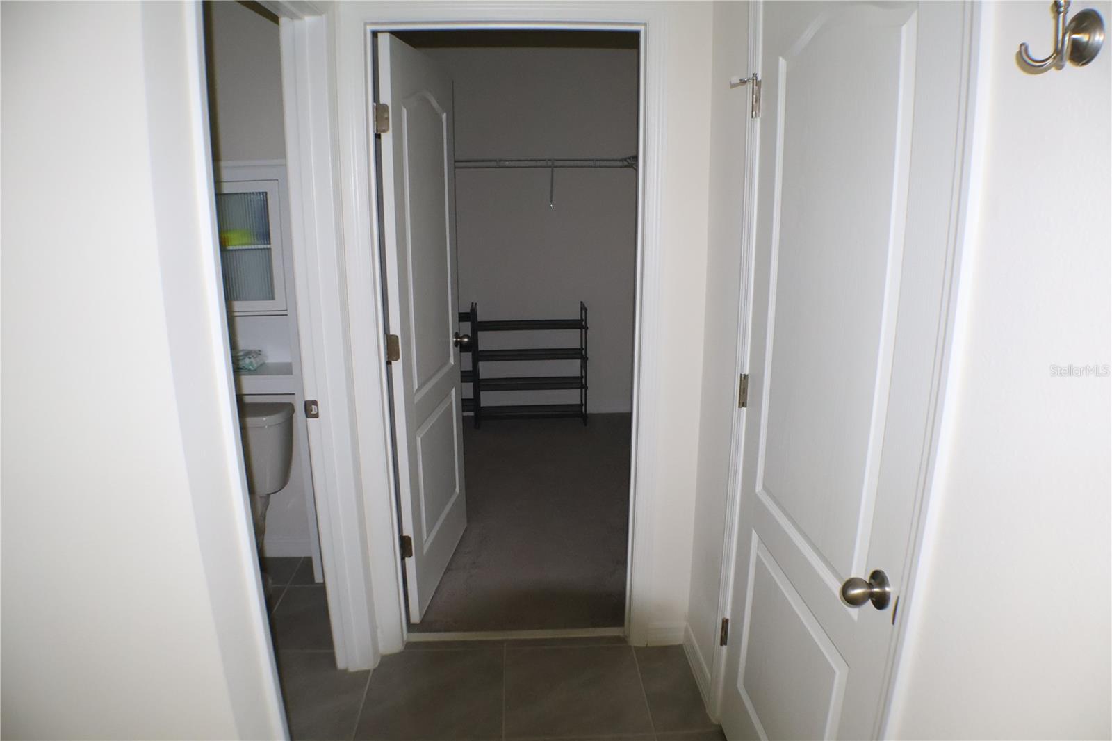 2638 Galway Grove Way Property Photo 13