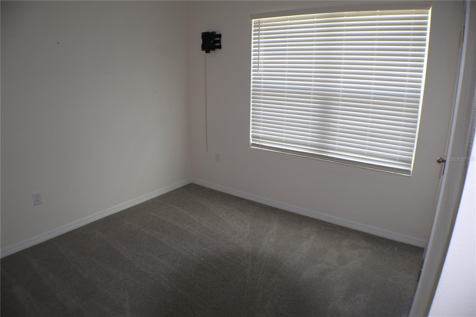 2638 Galway Grove Way Property Photo 20