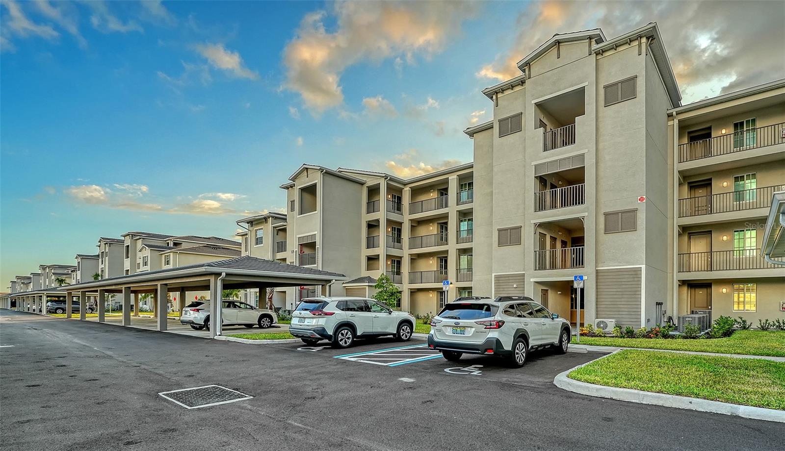 17655 Opal Sand Dr #301 Property Photo 3