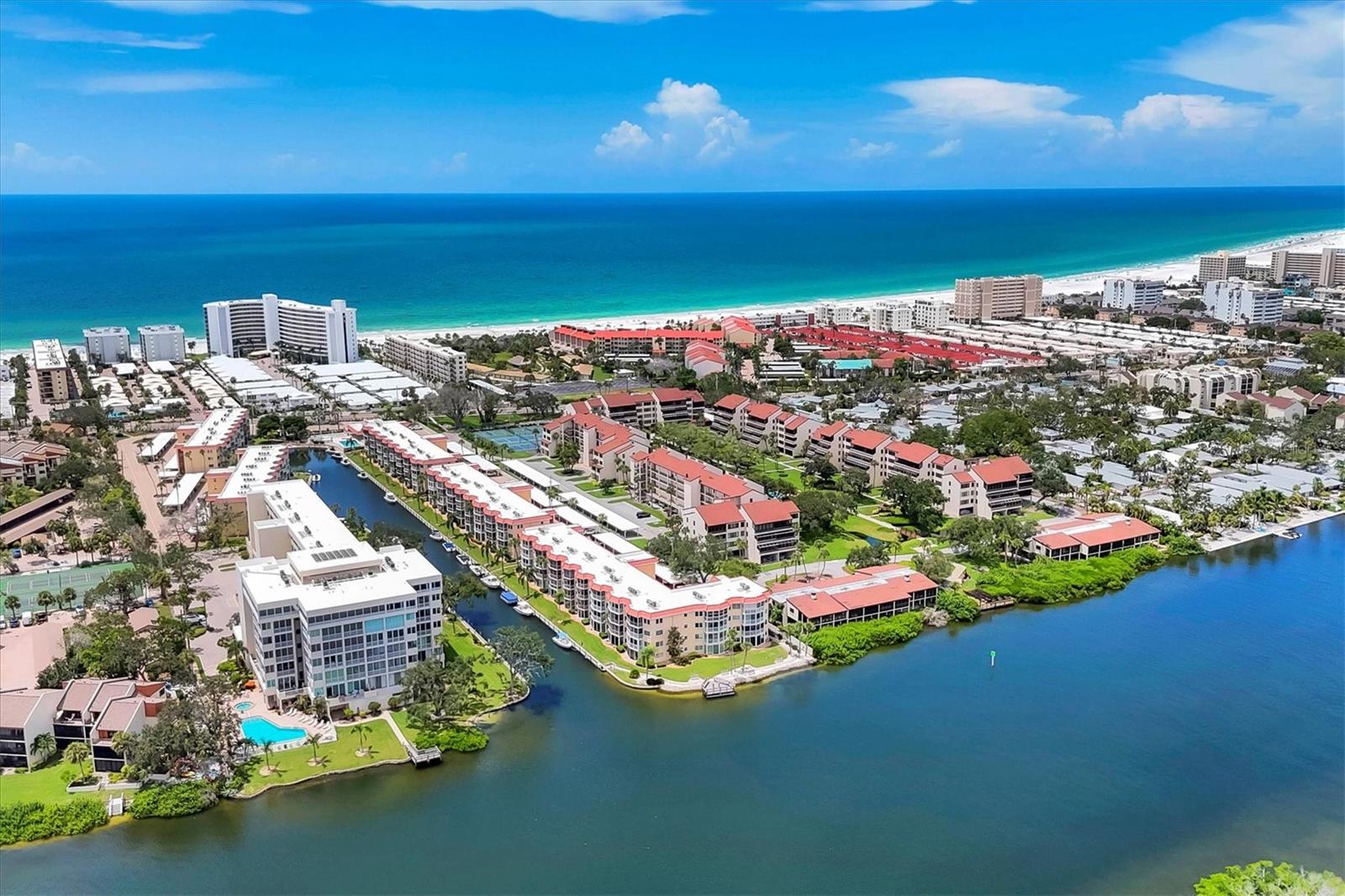 1350 N PORTOFINO DR #107