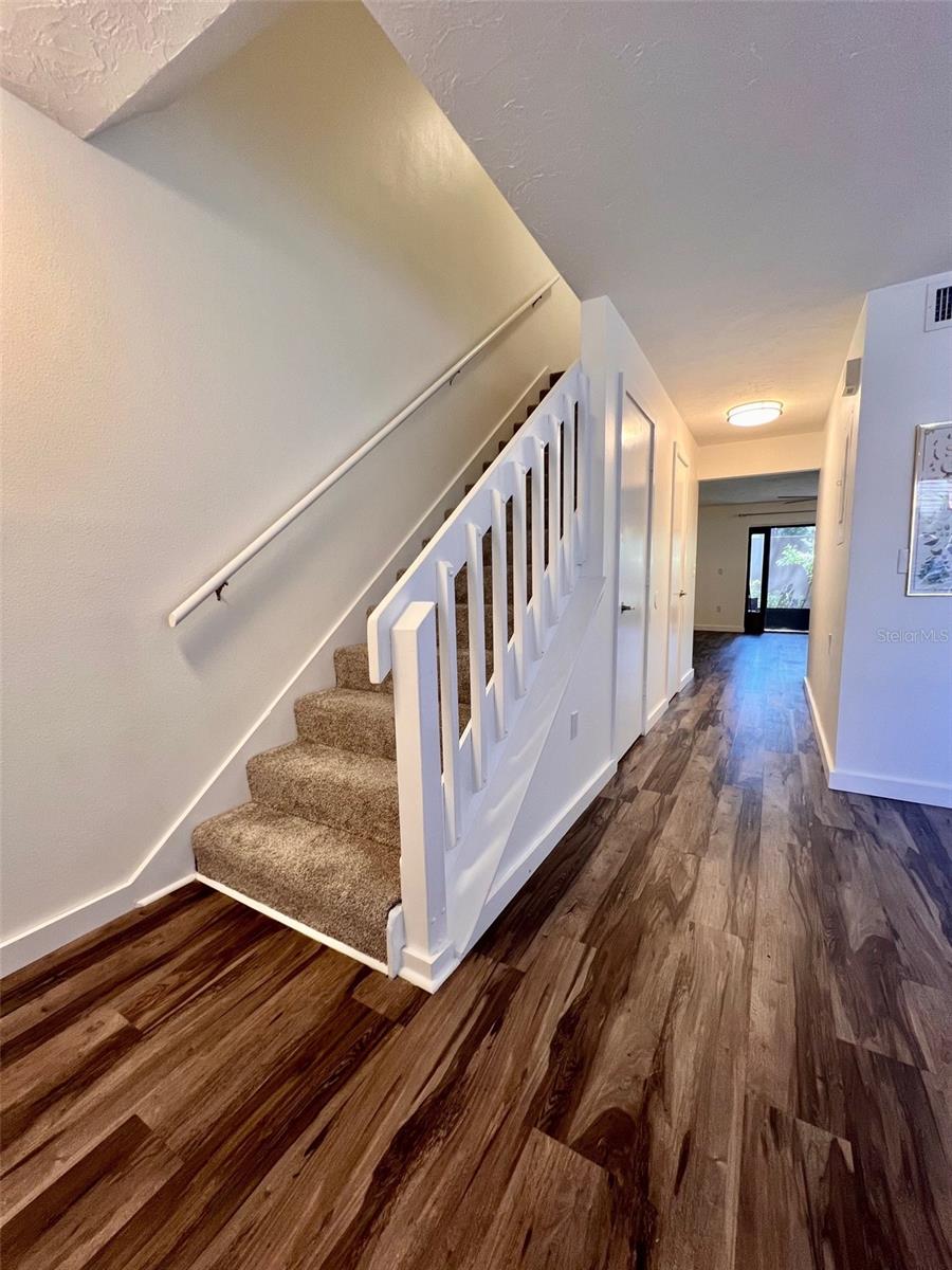 984 Sunridge Dr #j3 Property Photo 11