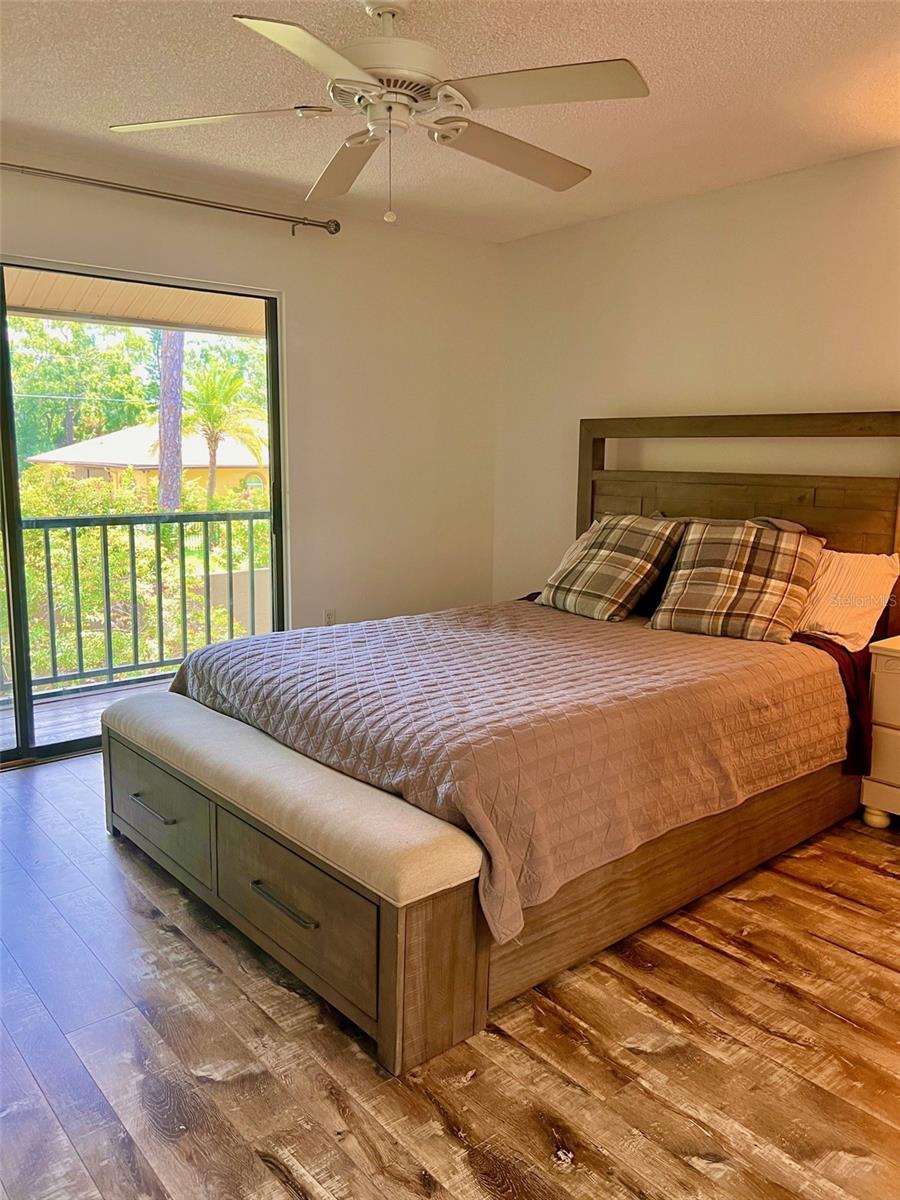 984 Sunridge Dr #j3 Property Photo 15