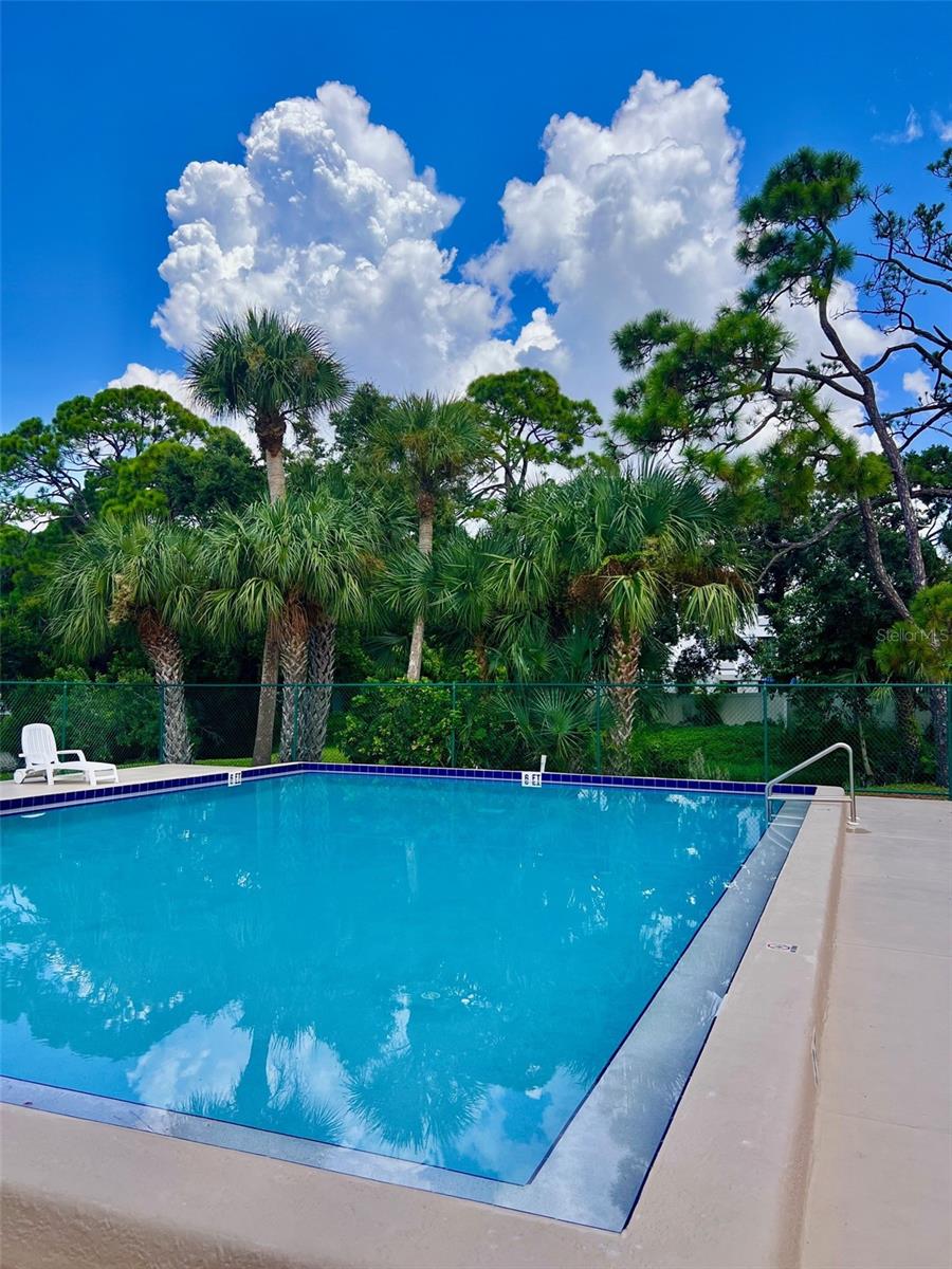 984 Sunridge Dr #j3 Property Photo 23