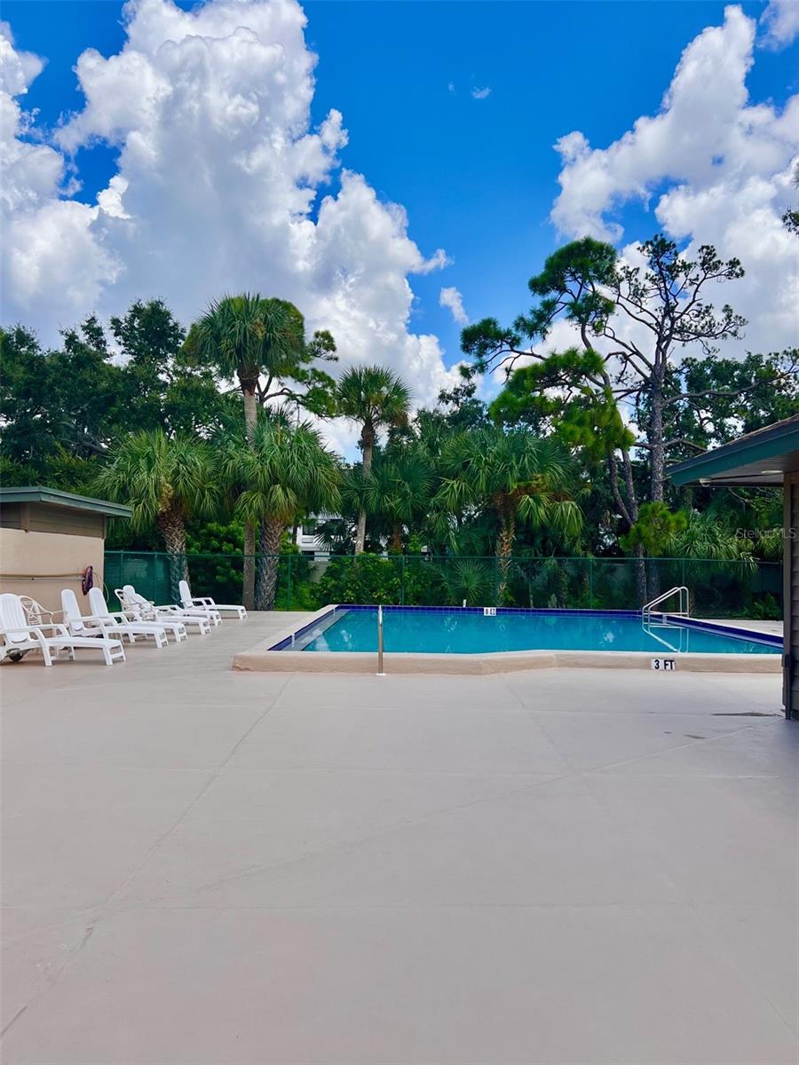984 Sunridge Dr #j3 Property Photo 26