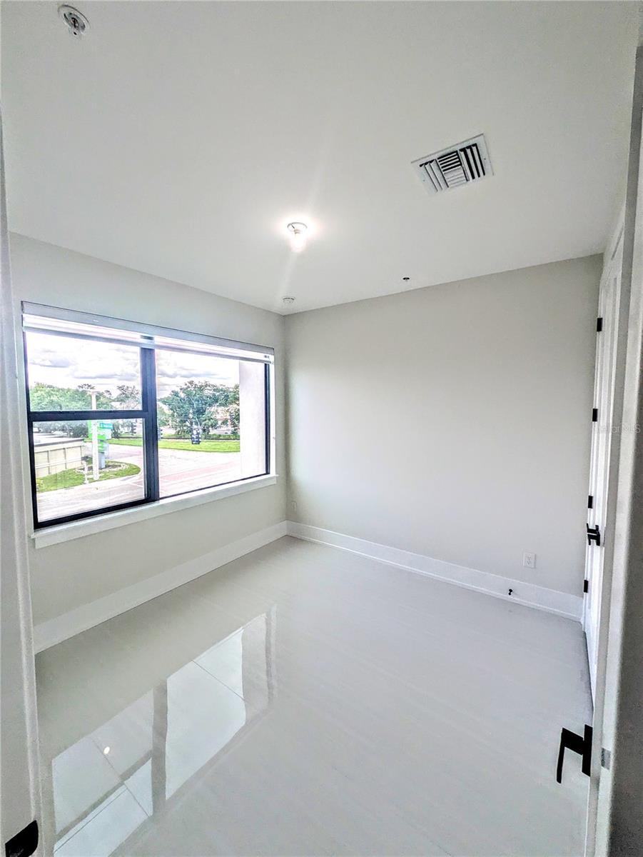 2194 Fruitville Rd Property Photo 24