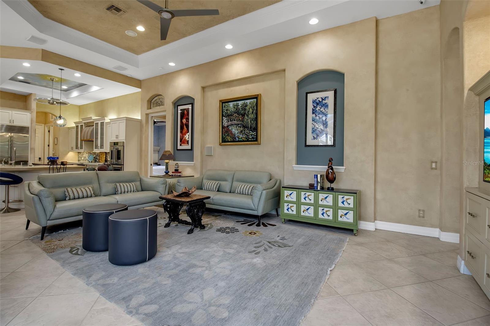 8116 Lone Tree Gln Property Photo 15