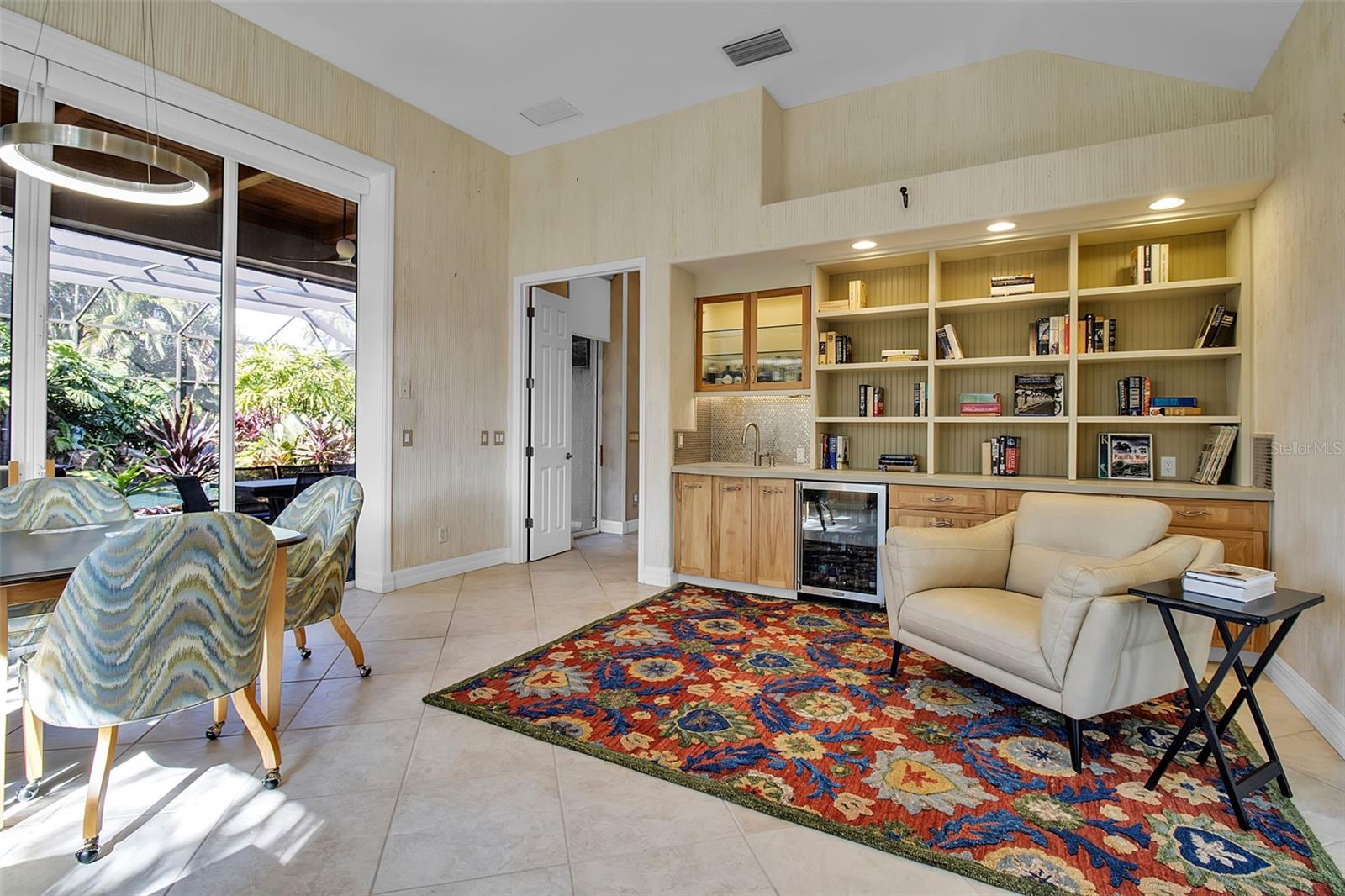 8116 Lone Tree Gln Property Photo 25