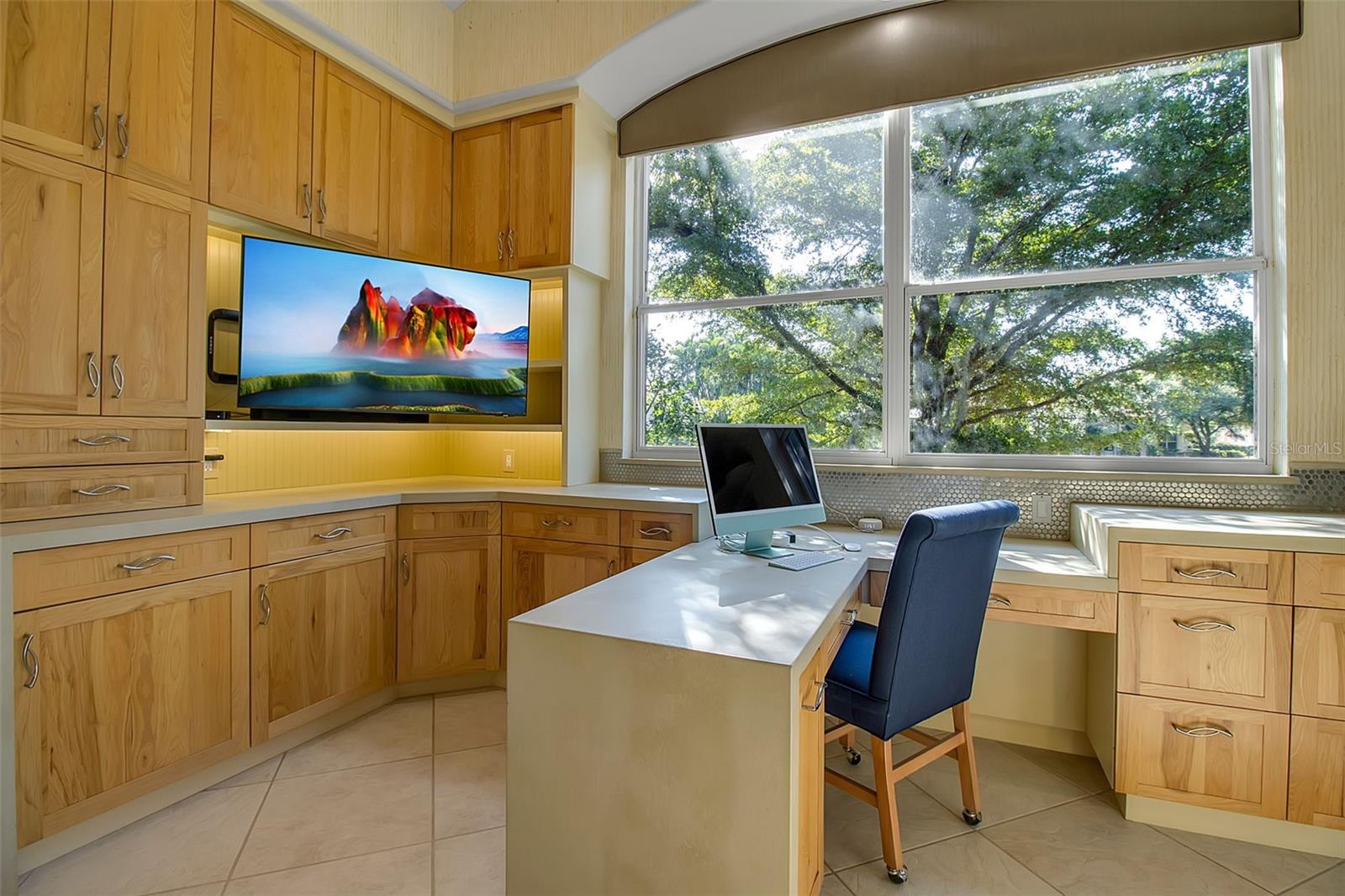 8116 Lone Tree Gln Property Photo 26