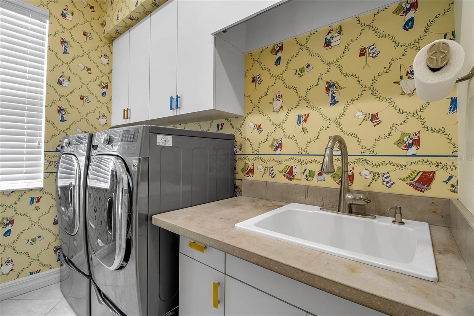 8116 Lone Tree Gln Property Photo 39