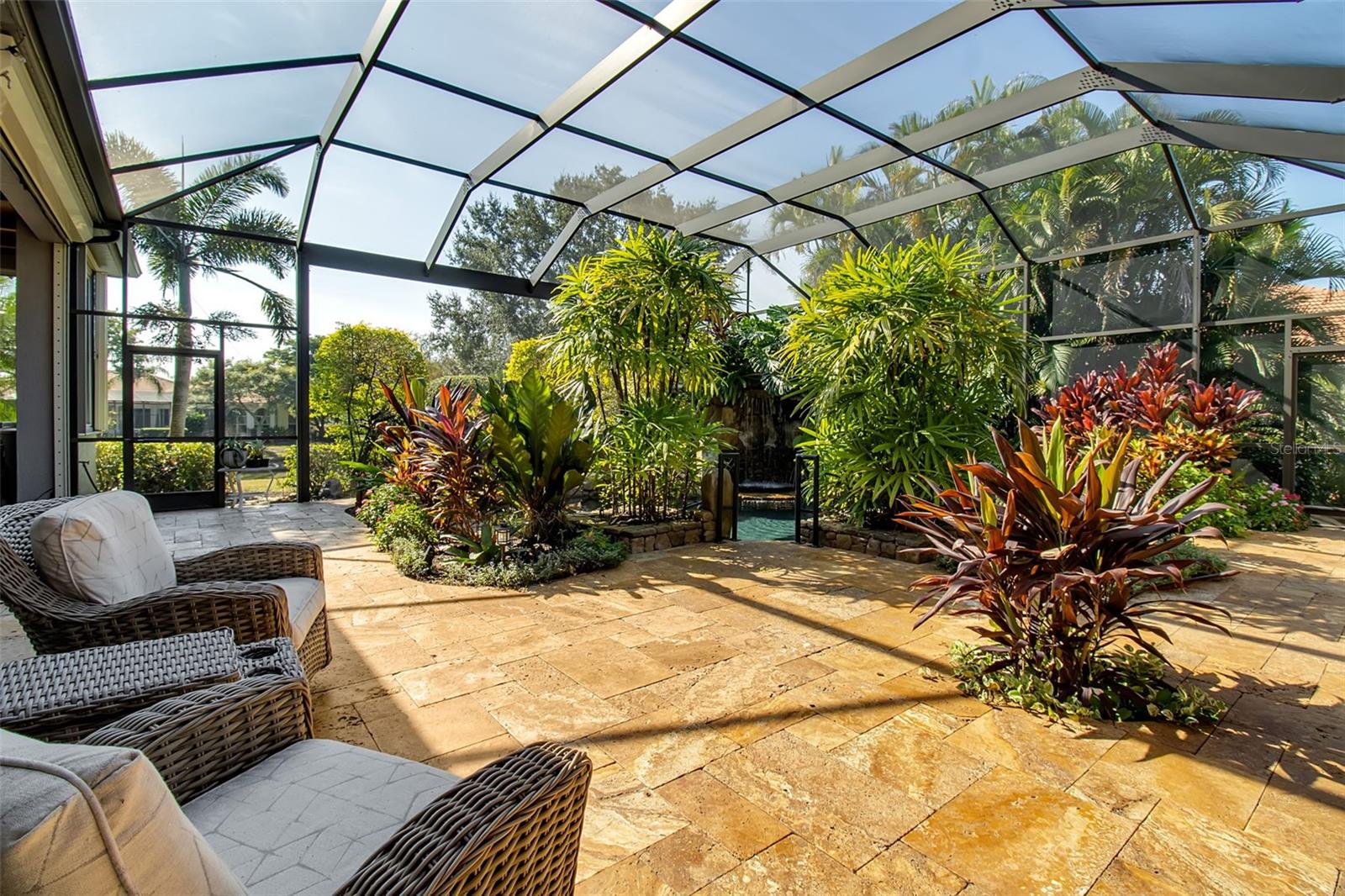 8116 Lone Tree Gln Property Photo 44