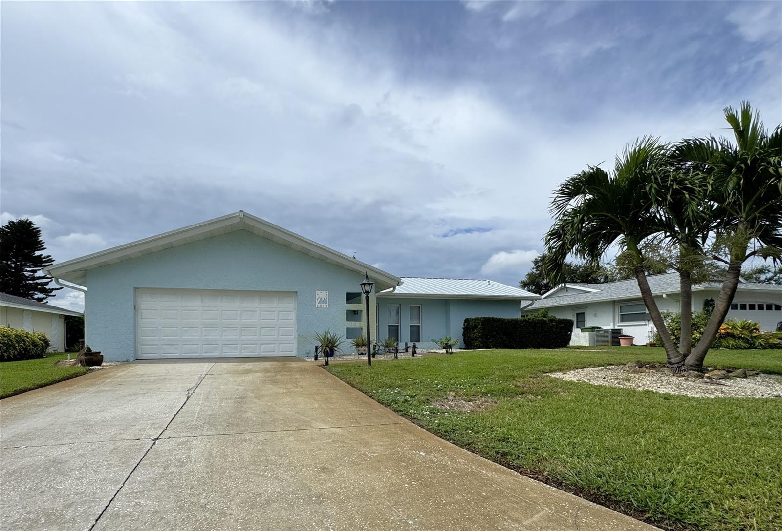 6813 13TH AVENUE DR W Property Photo 1