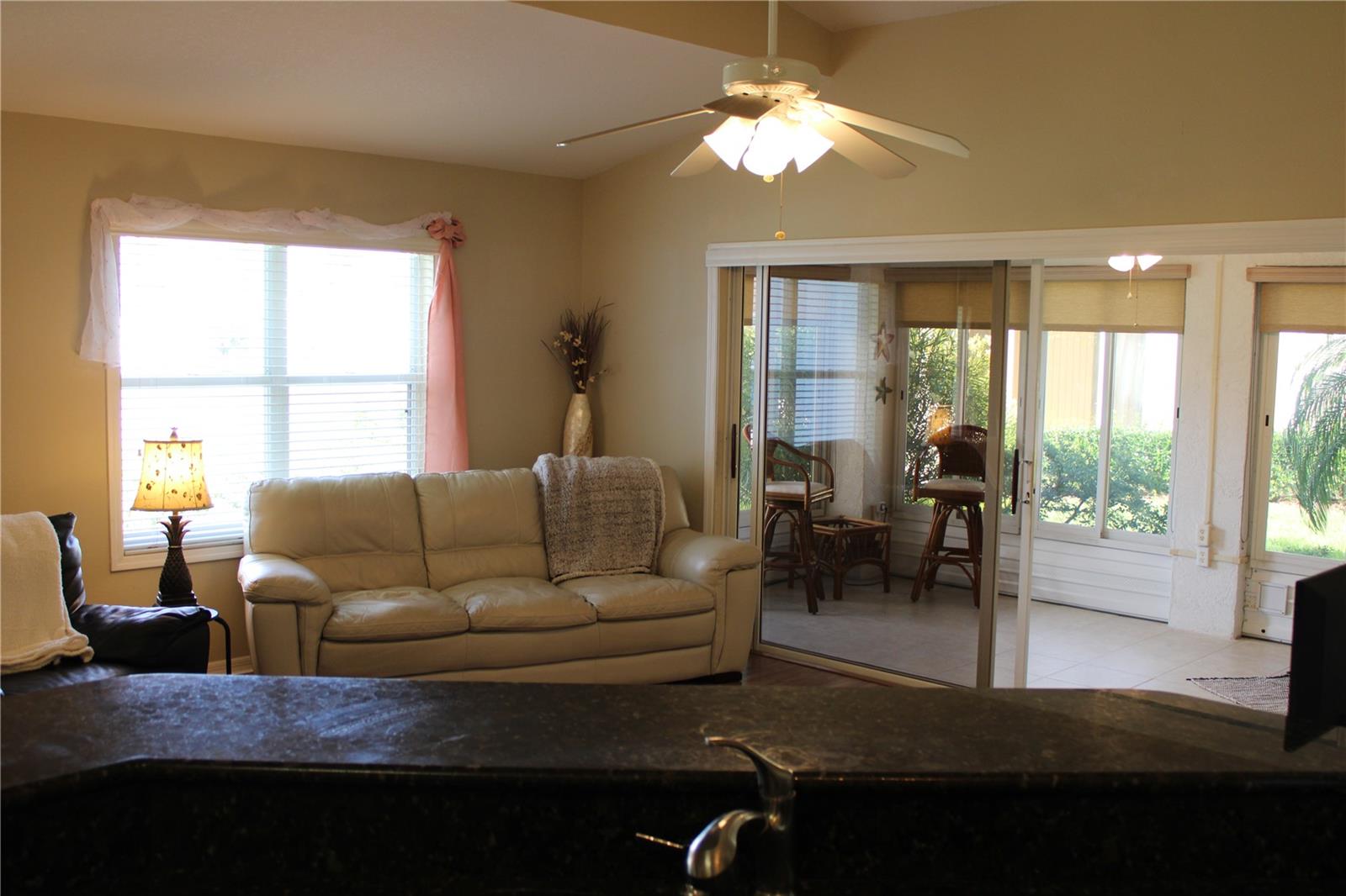 3115 Live Oak Ln #30 Property Photo 3