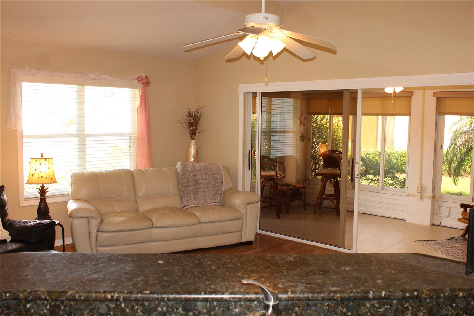 3115 Live Oak Ln #30 Property Photo 8