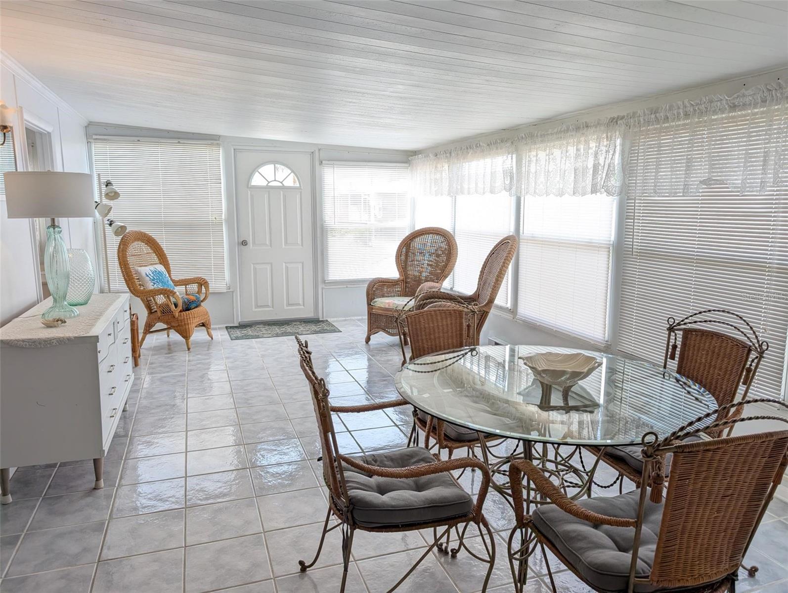 1702 Olympia Fields St Property Photo 2