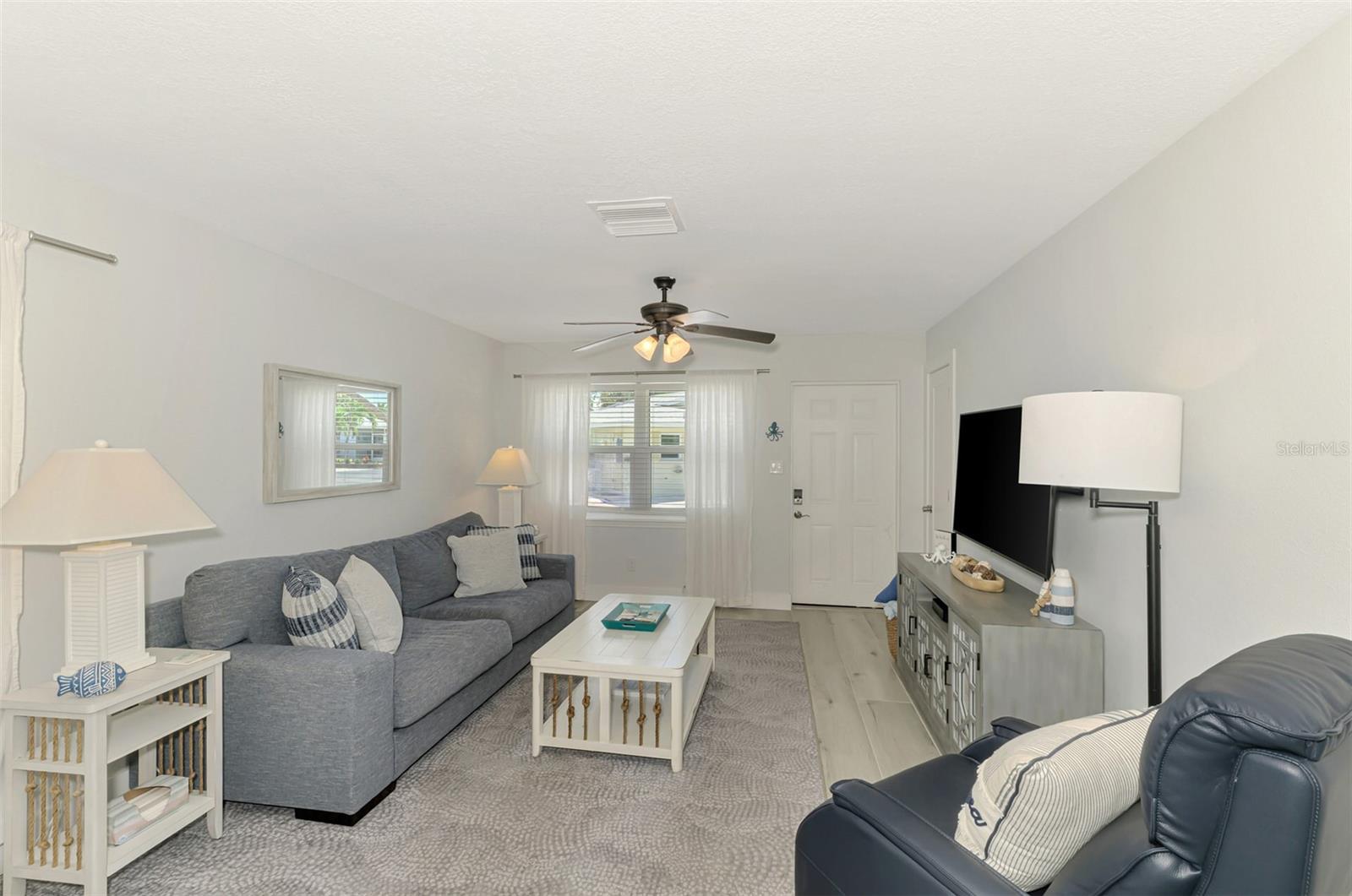 1137 N Moonmist Ct #l-7 Property Photo 3