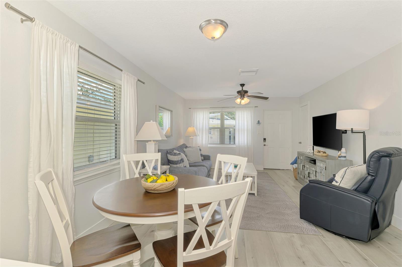 1137 N Moonmist Ct #l-7 Property Photo 7