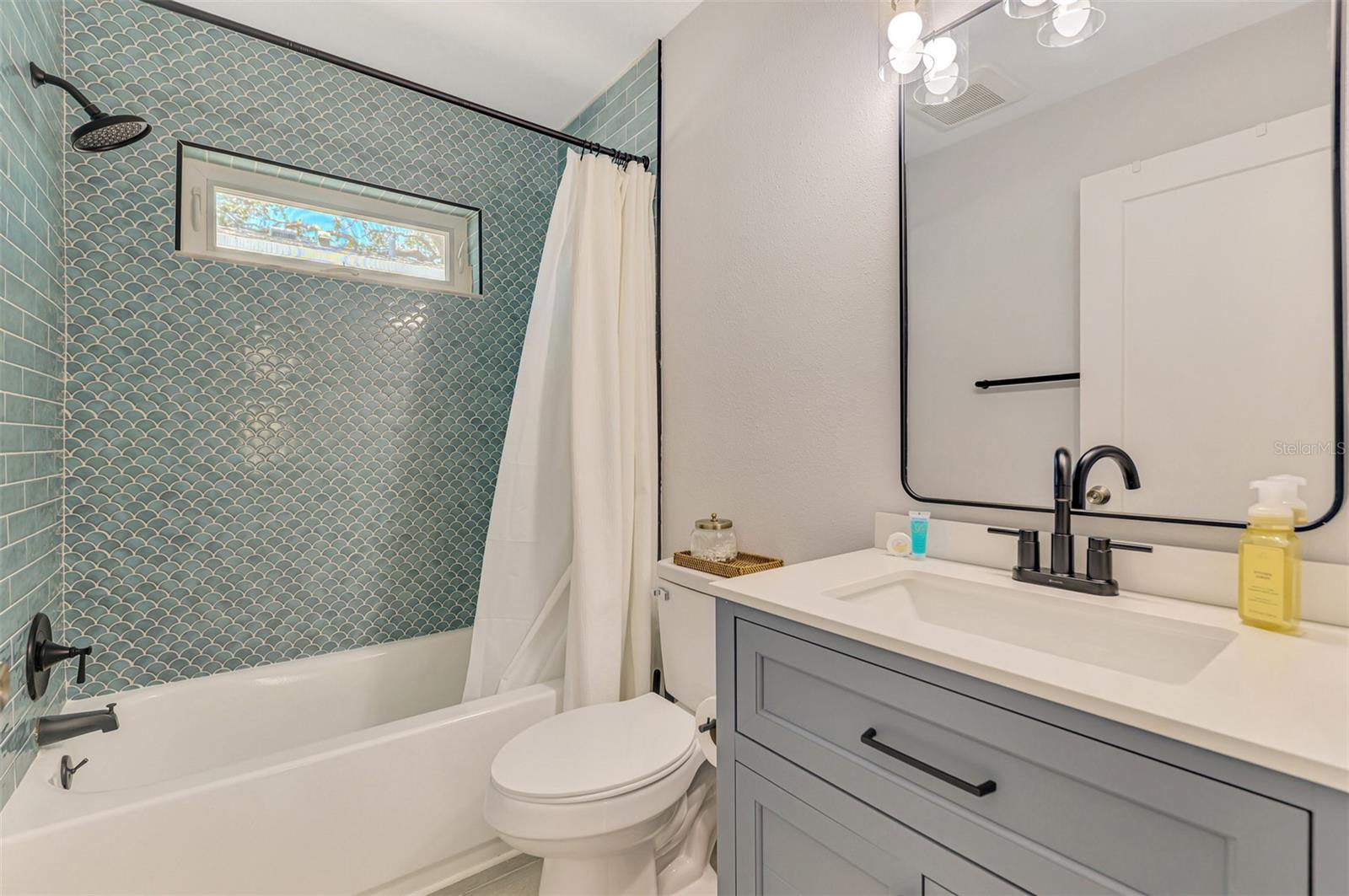 1137 N Moonmist Ct #l-7 Property Photo 24