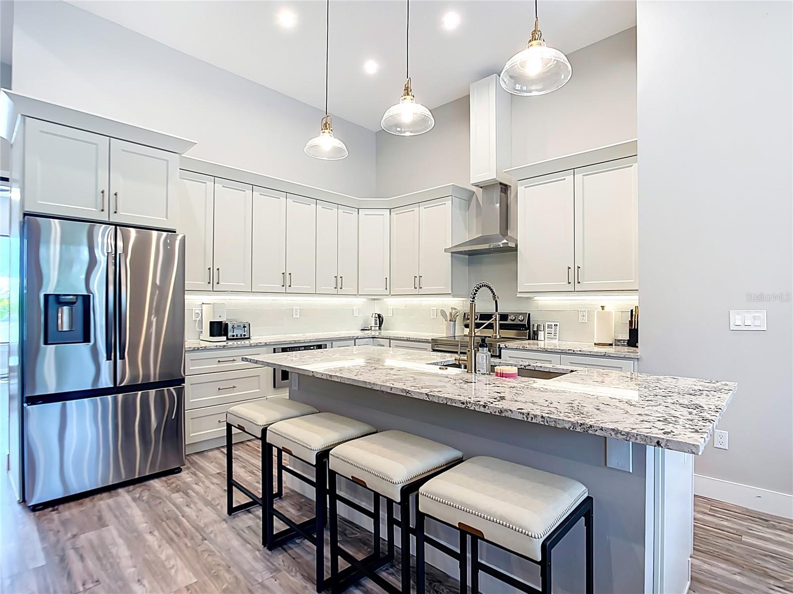 7152 Bougainvillea St Property Photo 11